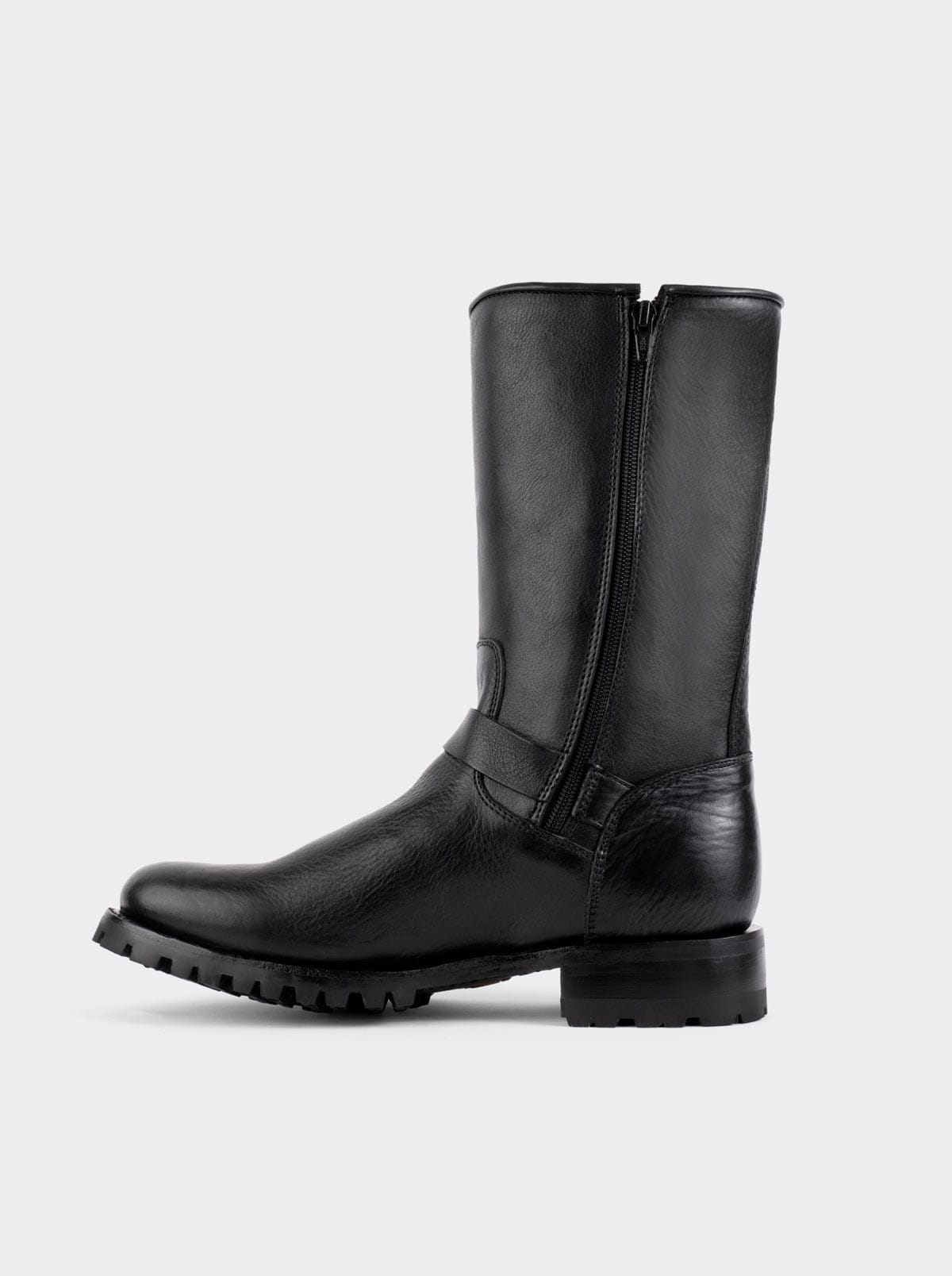Bota Biker con Cierre y Suela Track Montana Negro Estilo 1806